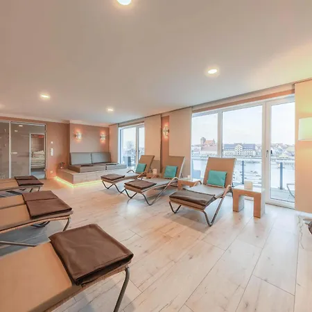 Kietz-idylle - Gemuetliche Mit Balkon Und Zugang Zu Wellnessbereich * فارين