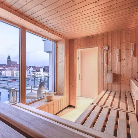 Kietz-idylle - Gemuetliche Mit Balkon Und Zugang Zu Wellnessbereich شقة فارين